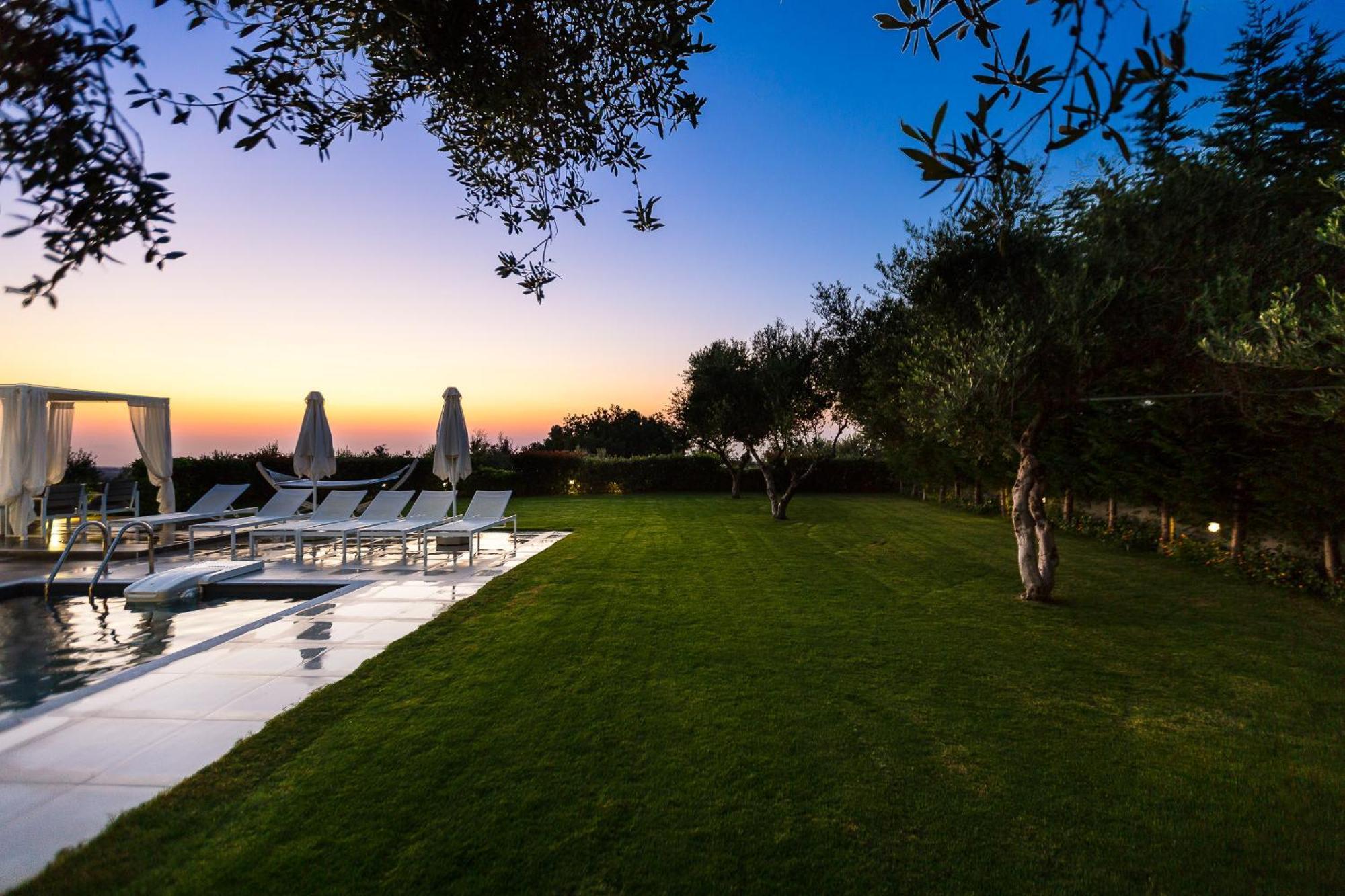 Vilana Exclusive Villas Skouloufia ภายนอก รูปภาพ
